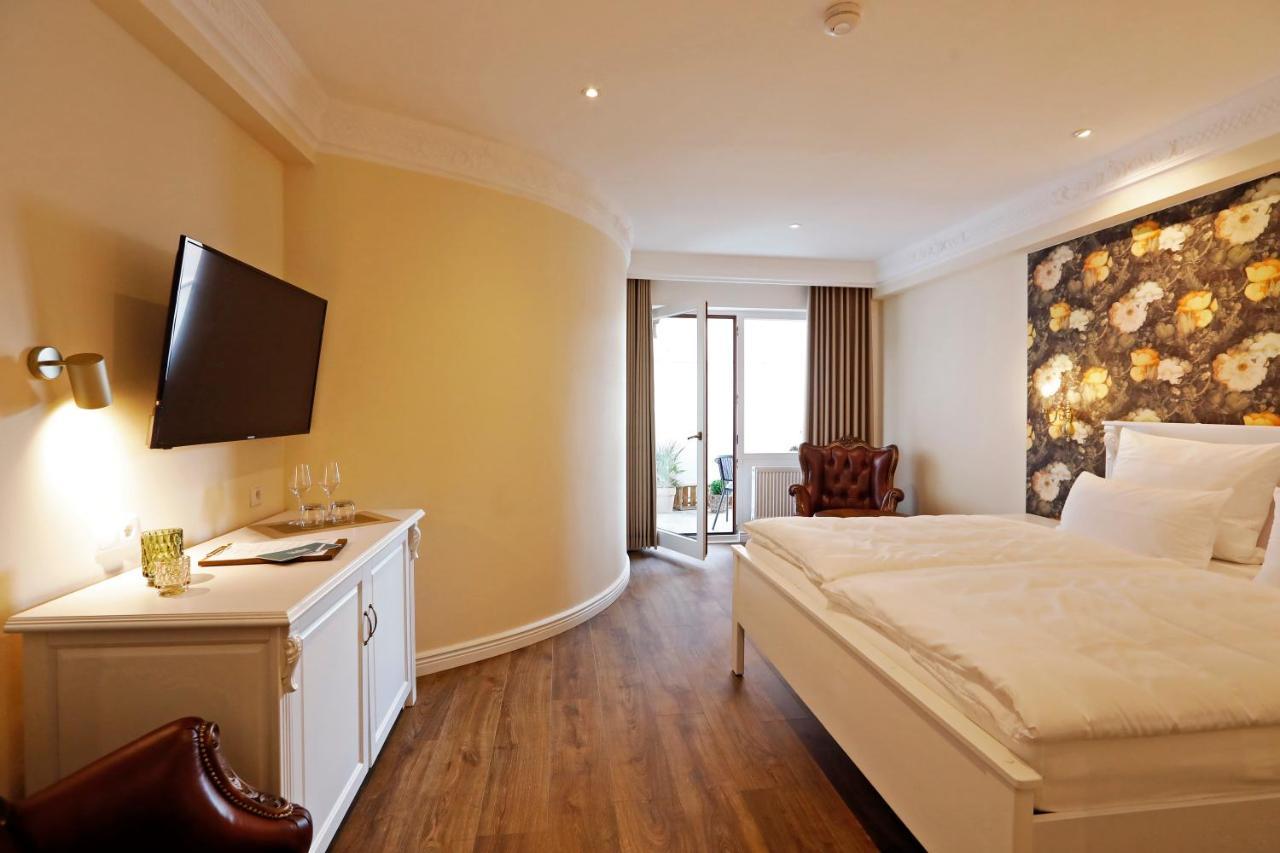 Weinquartier Minges Hotel Kirrweiler  Ngoại thất bức ảnh