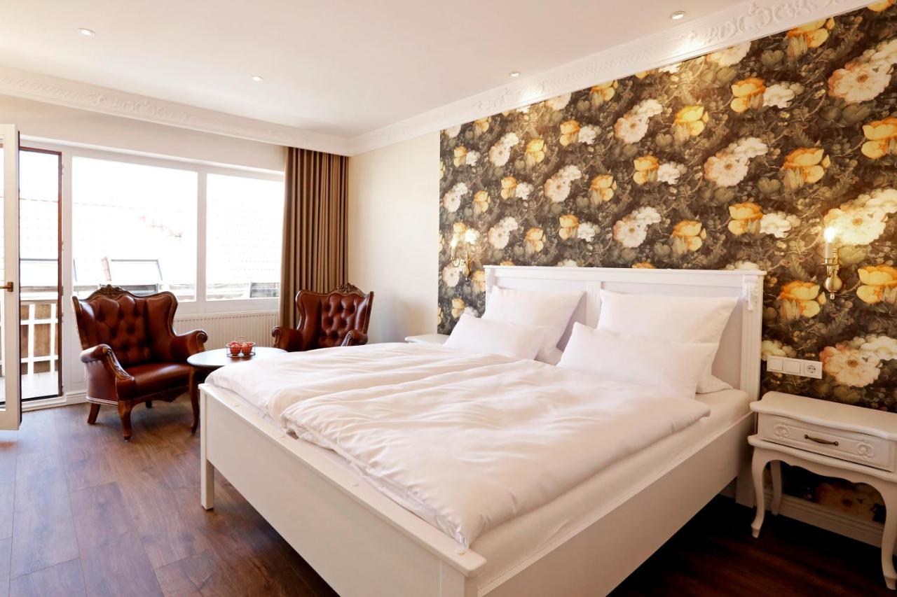 Weinquartier Minges Hotel Kirrweiler  Ngoại thất bức ảnh